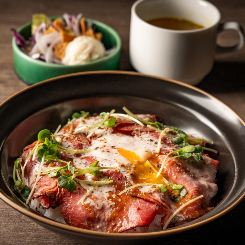 ローストビーフ丼
