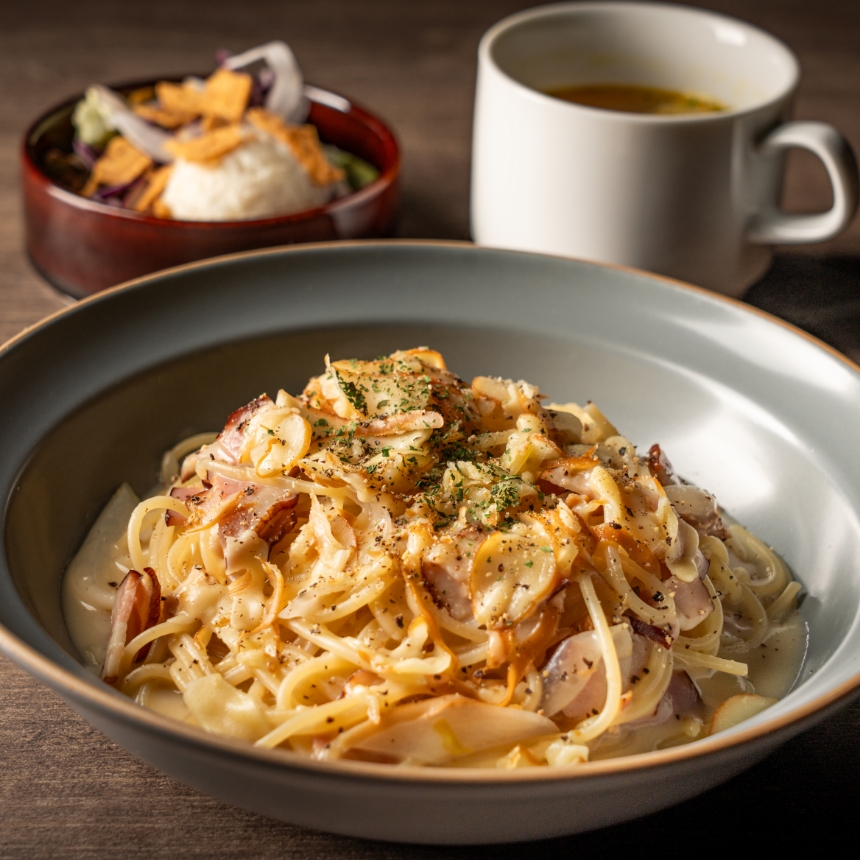 スモーキーカルボナーラ